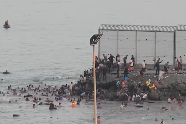 Ceuta - A spanyol hatóságok eddig 72 holttestet emeltek ki a tengerből