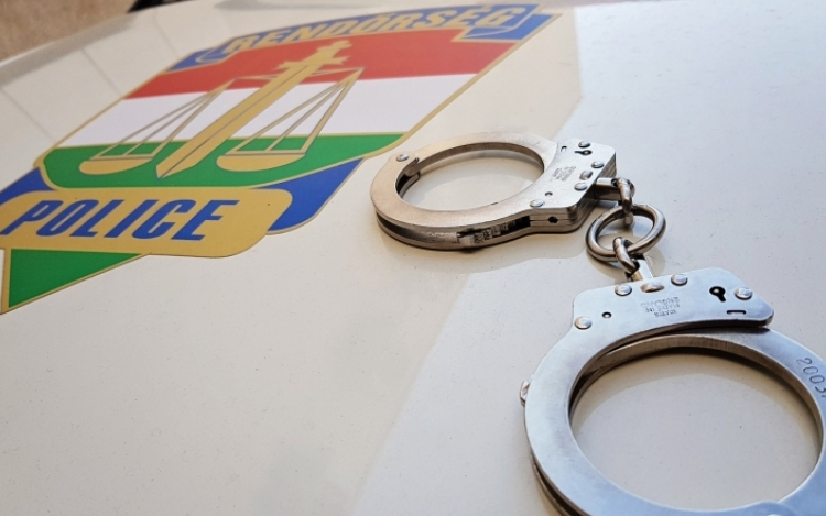 Letartóztatnák a kecskeméti áruházi lövöldözőt