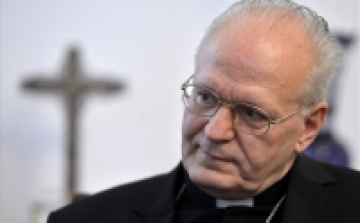 Főrelátornak nevezte ki a pápa Erdő Pétert