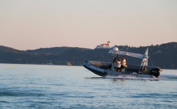 Megtalálták a Balatonban eltűnt fiúk holttestét