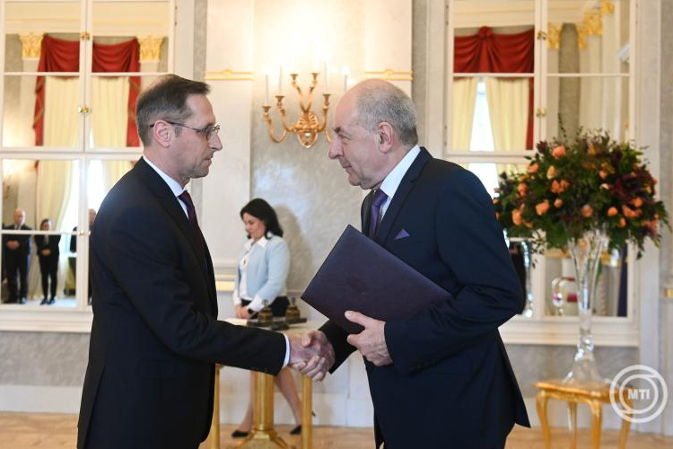 Letette a hivatali esküt Varga Mihály, a Magyar Nemzeti Bank új elnöke
