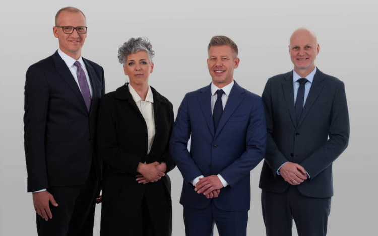 Tarr Zoltánt és Tanács Zoltánt is miniszternek kérte fel Magyar Péter