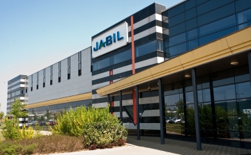 Csaknem 700 munkatársától válik meg a Jabil