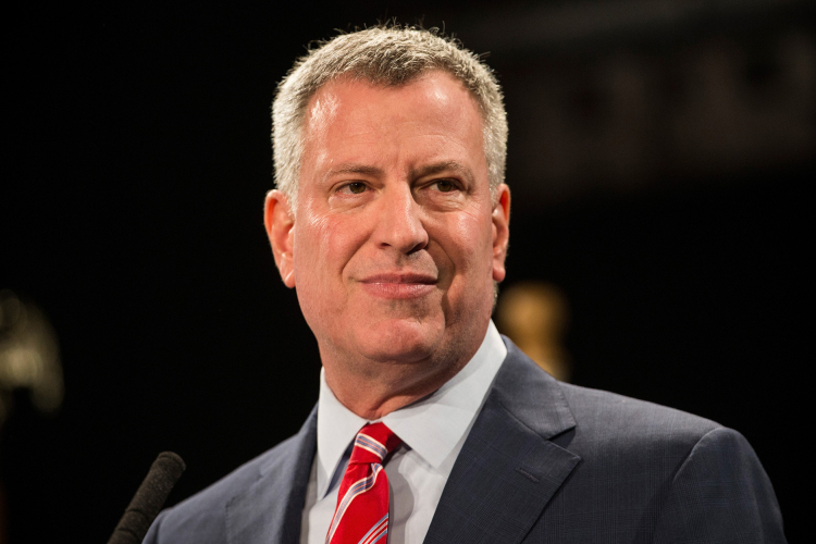 Beiktatták tisztségébe New York újraválasztott polgármesterét