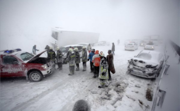 Újabb baleset és elterelések az M7-es autópályán