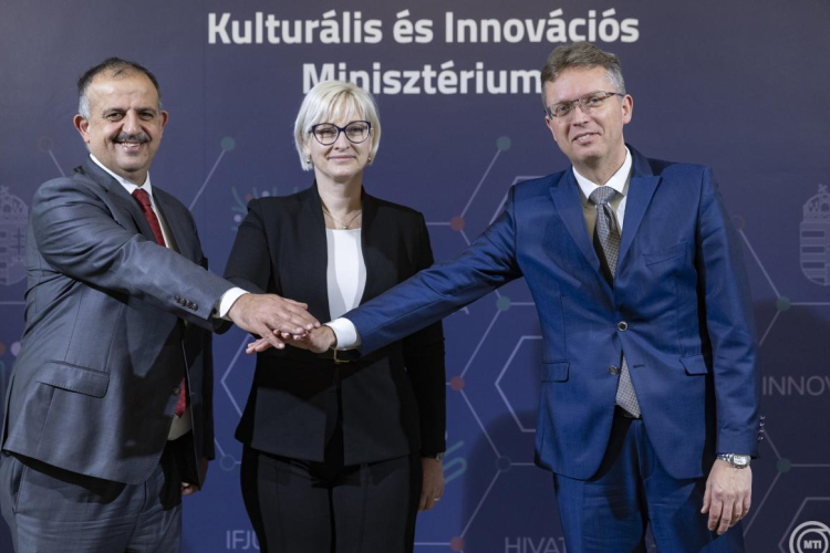 Hankó Balázs: indul a három az egyben képzés, összekapcsoljuk a technikumokat és az egyetemeket