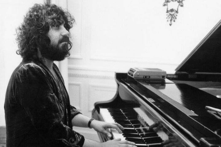 Meghalt Vangelis